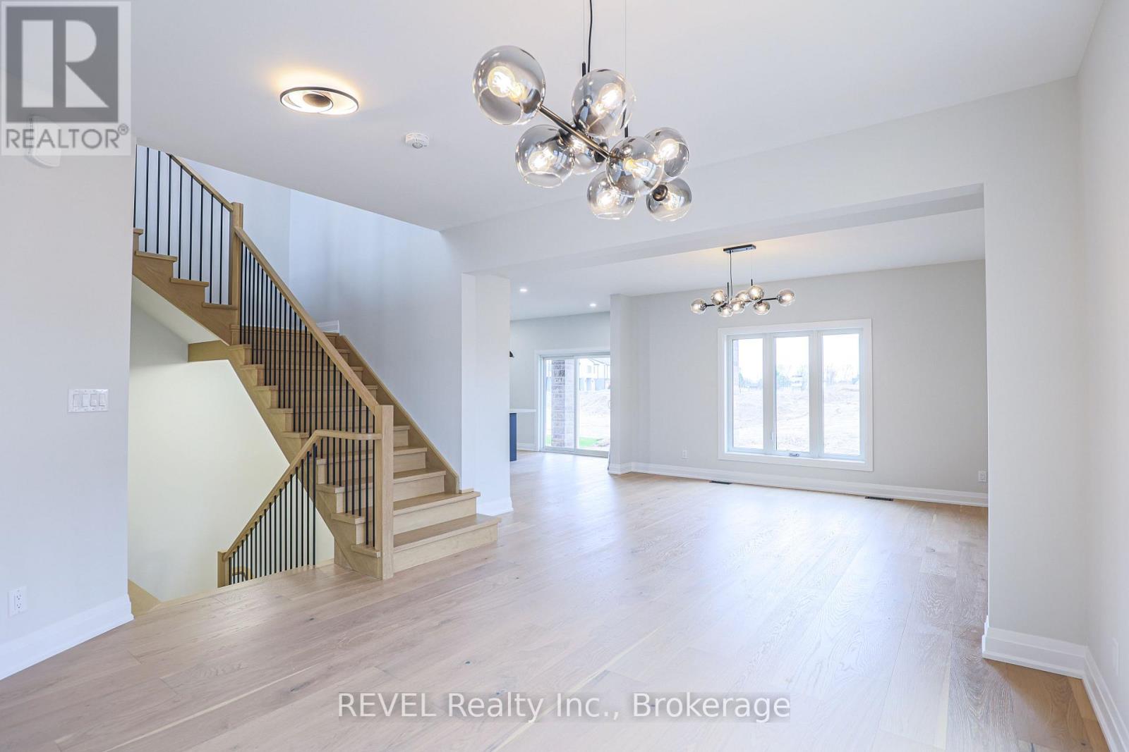 111 Acacia Road, Pelham, Ontario  L0S 1E6 - Photo 7 - X12656590