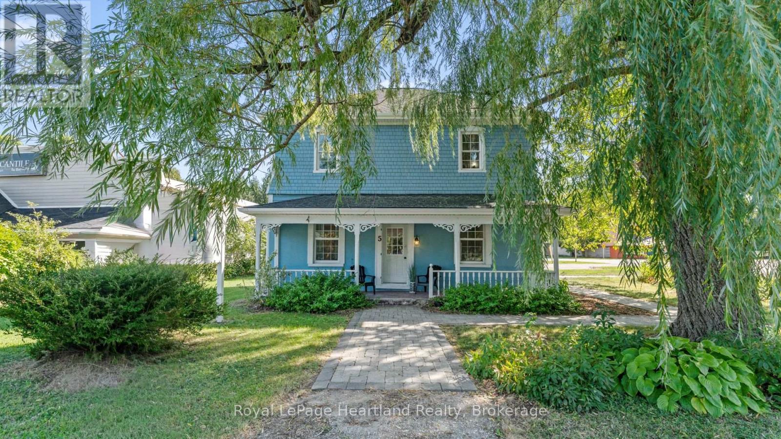 5 The Square, Bluewater, Ontario  N0M 1G0 - Photo 2 - X12419523