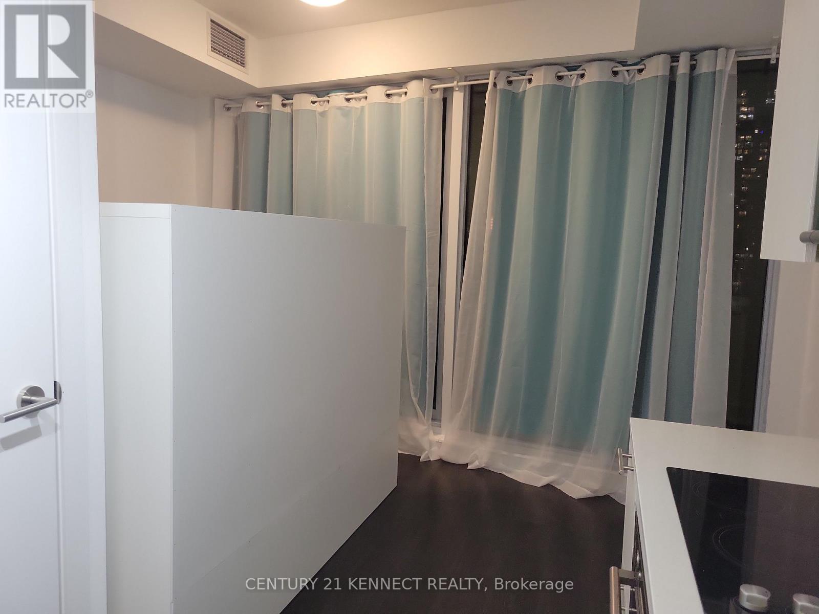 3903 - 403 Church Street, Toronto, Ontario  M4Y 0C9 - Photo 18 - C12543348