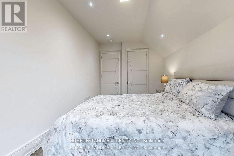 301 Jedburgh Road, Toronto, Ontario  M5M 3K5 - Photo 22 - C12656556