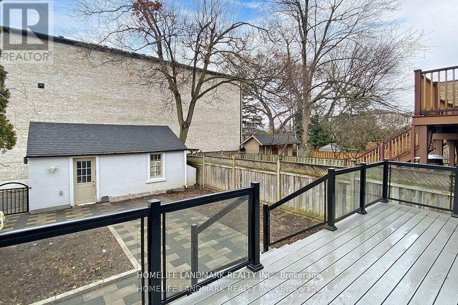 301 Jedburgh Road, Toronto, Ontario  M5M 3K5 - Photo 33 - C12656556