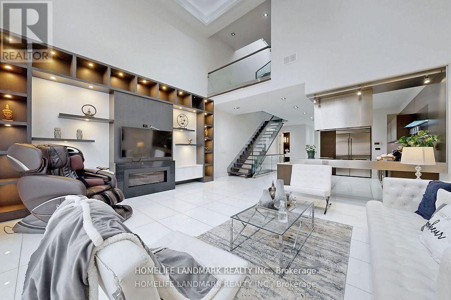 301 Jedburgh Road, Toronto, Ontario  M5M 3K5 - Photo 5 - C12656556