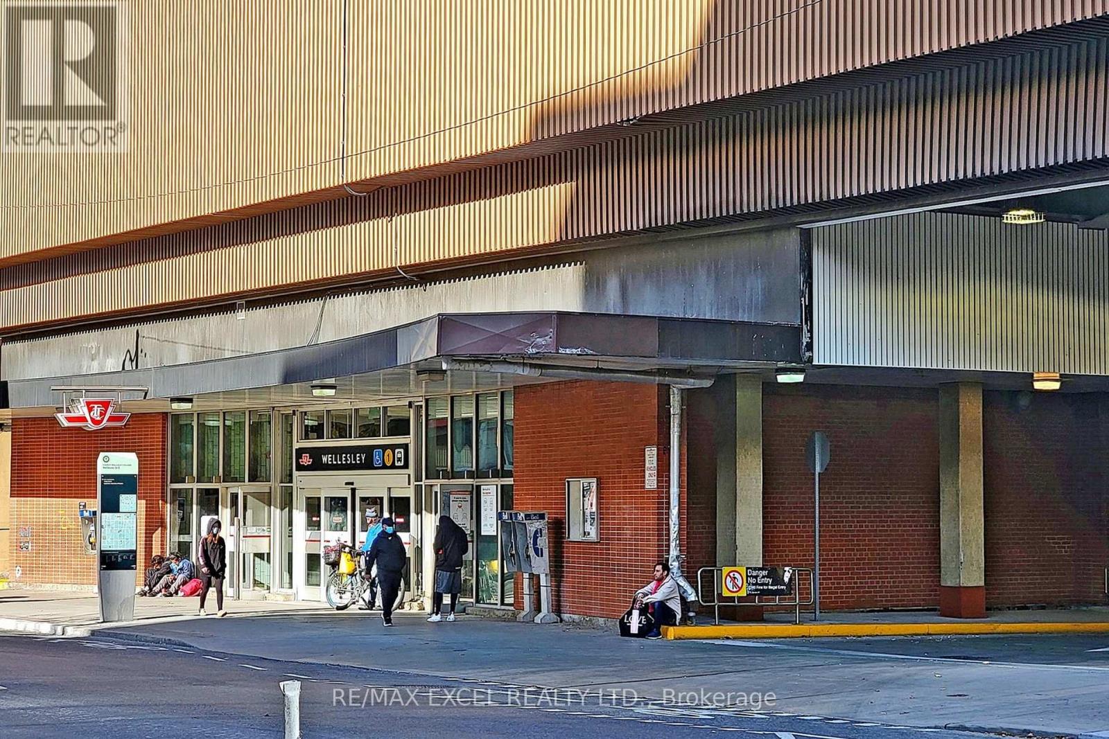 703 - 28 Wellesley Street E, Toronto, Ontario  M4Y 0C4 - Photo 12 - C12656578