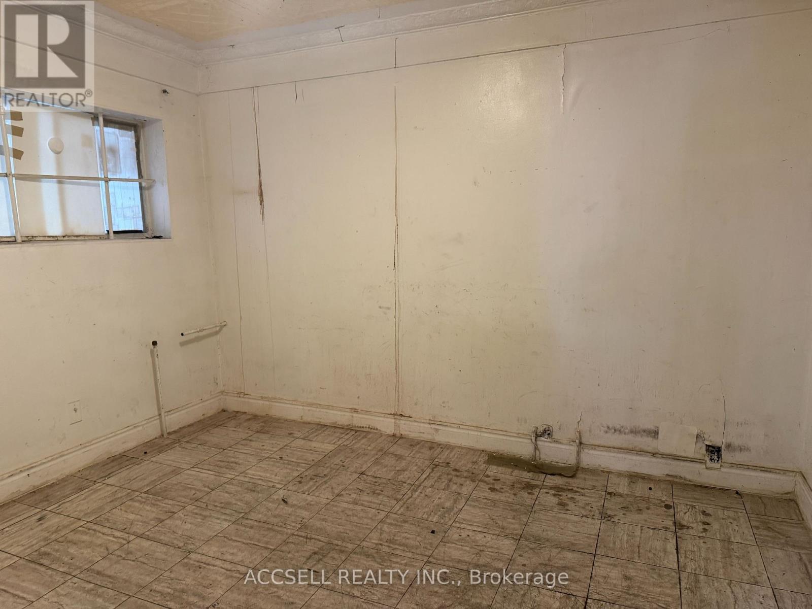 176 Brunswick Avenue, Toronto, Ontario  M5S 2M5 - Photo 3 - C12656594