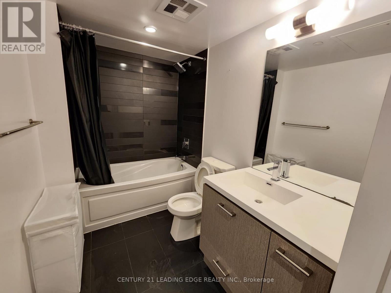 1011 - 87 Peter Street, Toronto, Ontario  M5V 2G4 - Photo 13 - C12656632