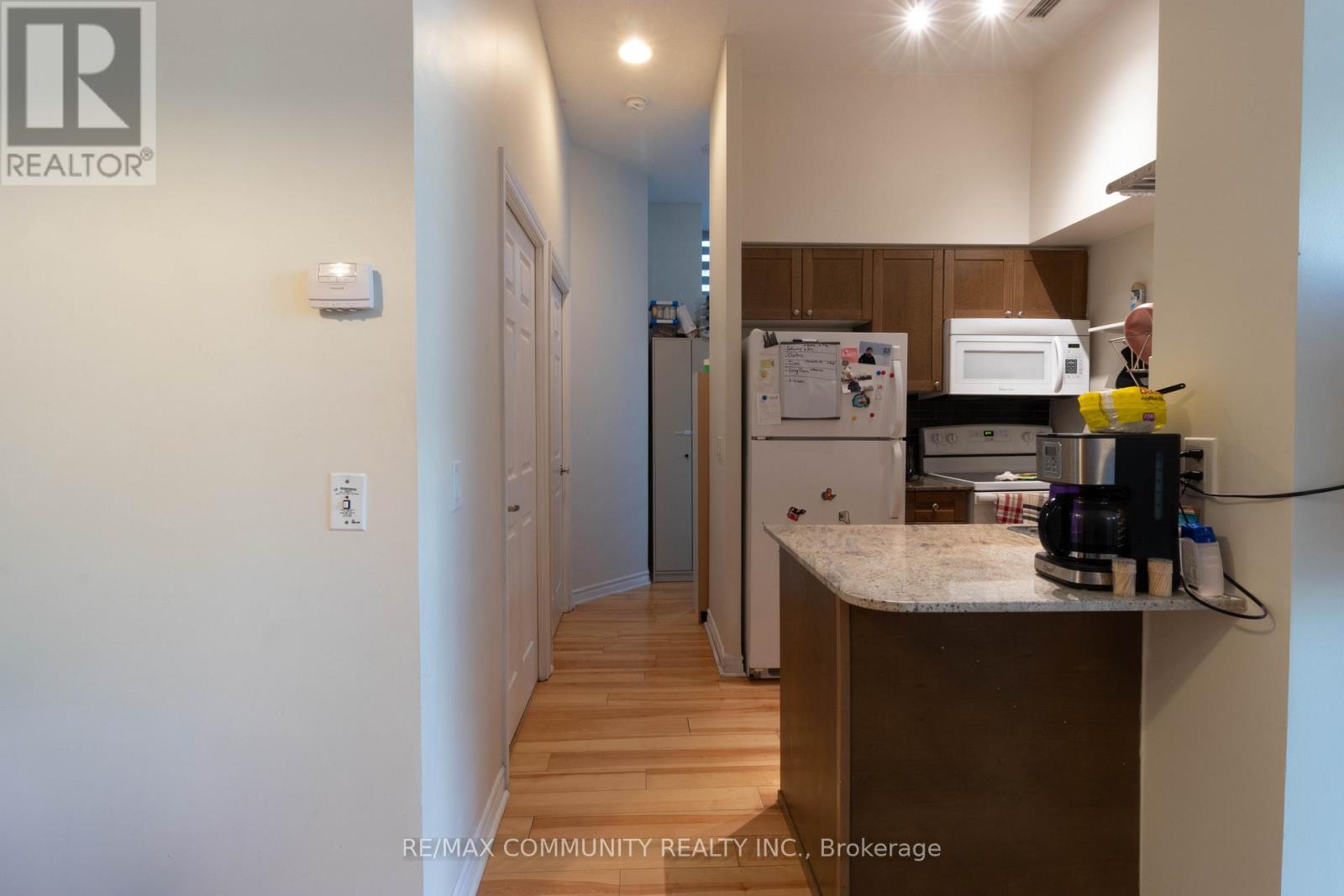 202 - 763 Bay Street, Toronto, Ontario  M5G 2R3 - Photo 19 - C12656662