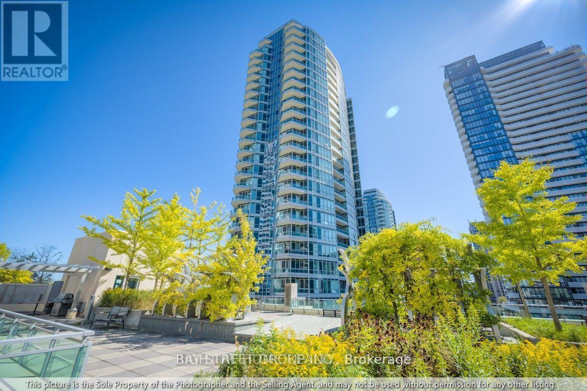 1101 - 18 HOLMES AVENUE, Toronto, Ontario