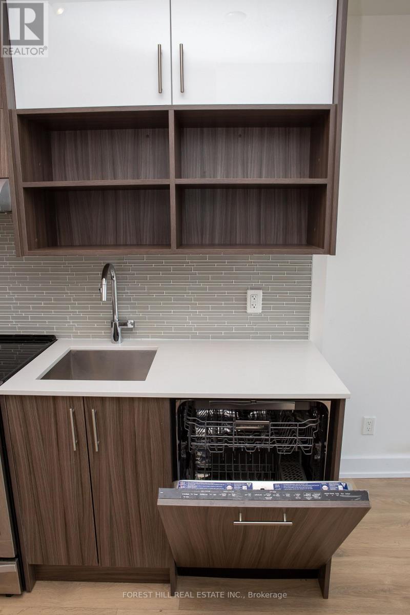 1407 - 128 Fairview Mall Drive, Toronto, Ontario  M2J 0E8 - Photo 6 - C12656688