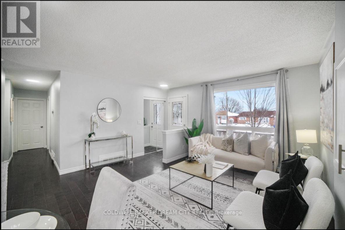 484 Phillip Murray Avenue, Oshawa, Ontario  L1J 1H5 - Photo 10 - E12656528