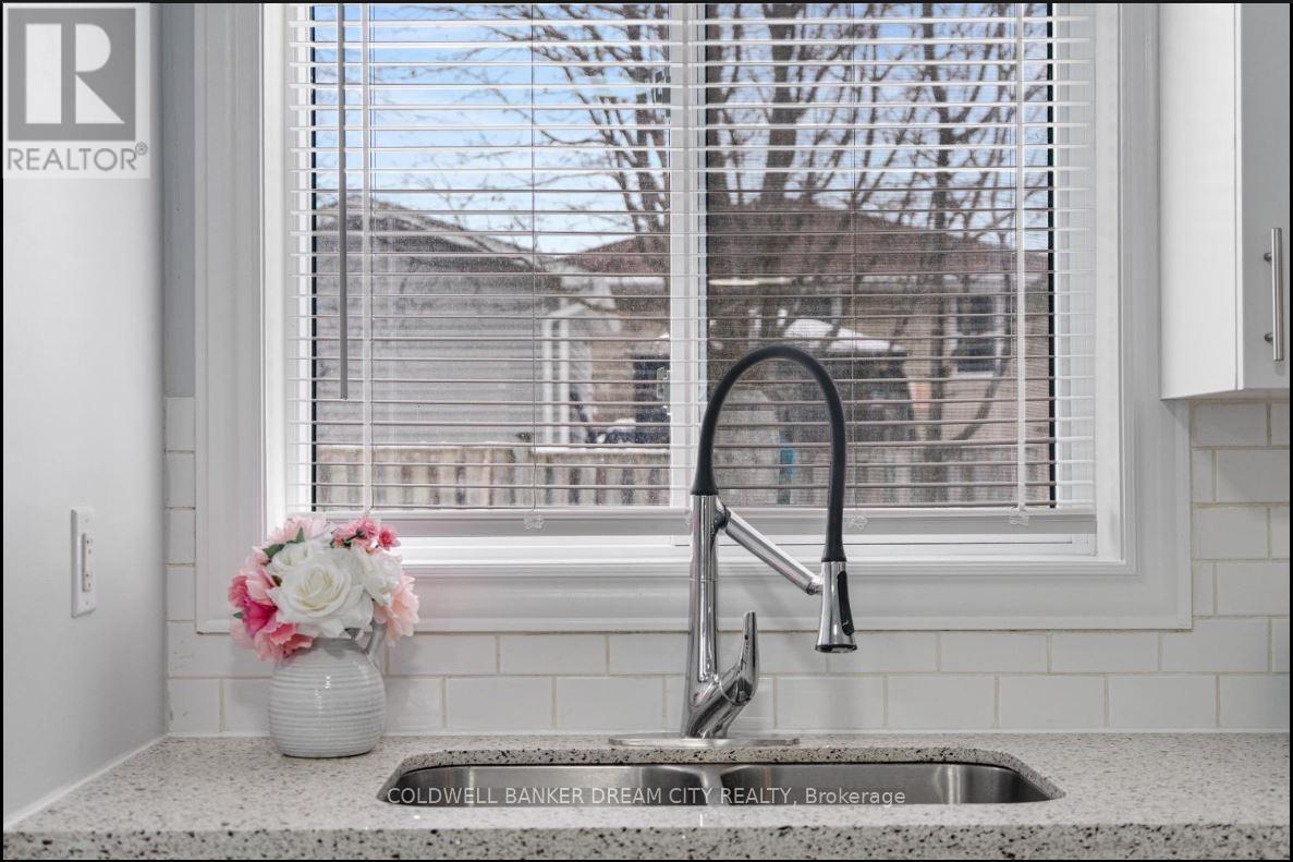 484 Phillip Murray Avenue, Oshawa, Ontario  L1J 1H5 - Photo 14 - E12656528