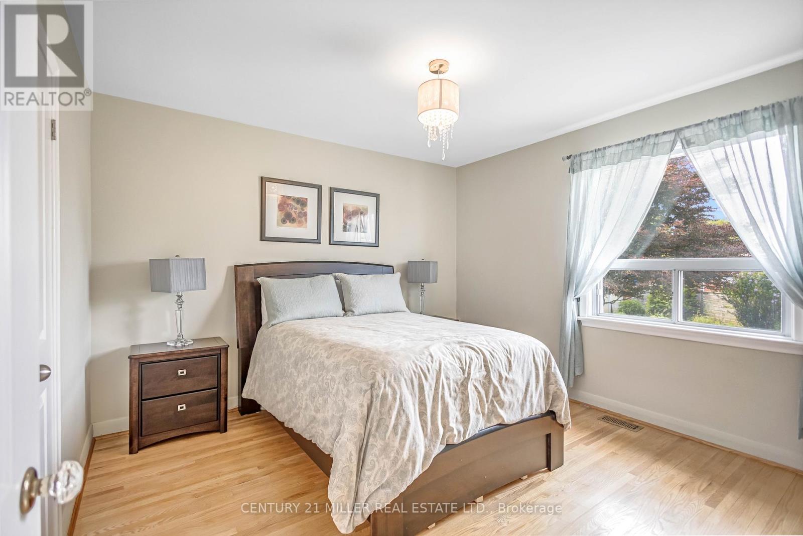 44 Shier Drive, Toronto, Ontario  M1J 2T2 - Photo 12 - E12656596