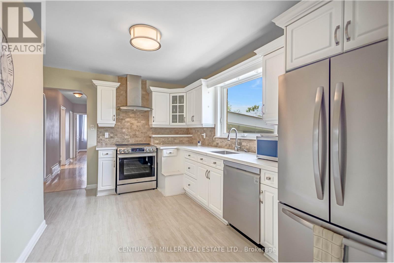 44 Shier Drive, Toronto, Ontario  M1J 2T2 - Photo 8 - E12656596