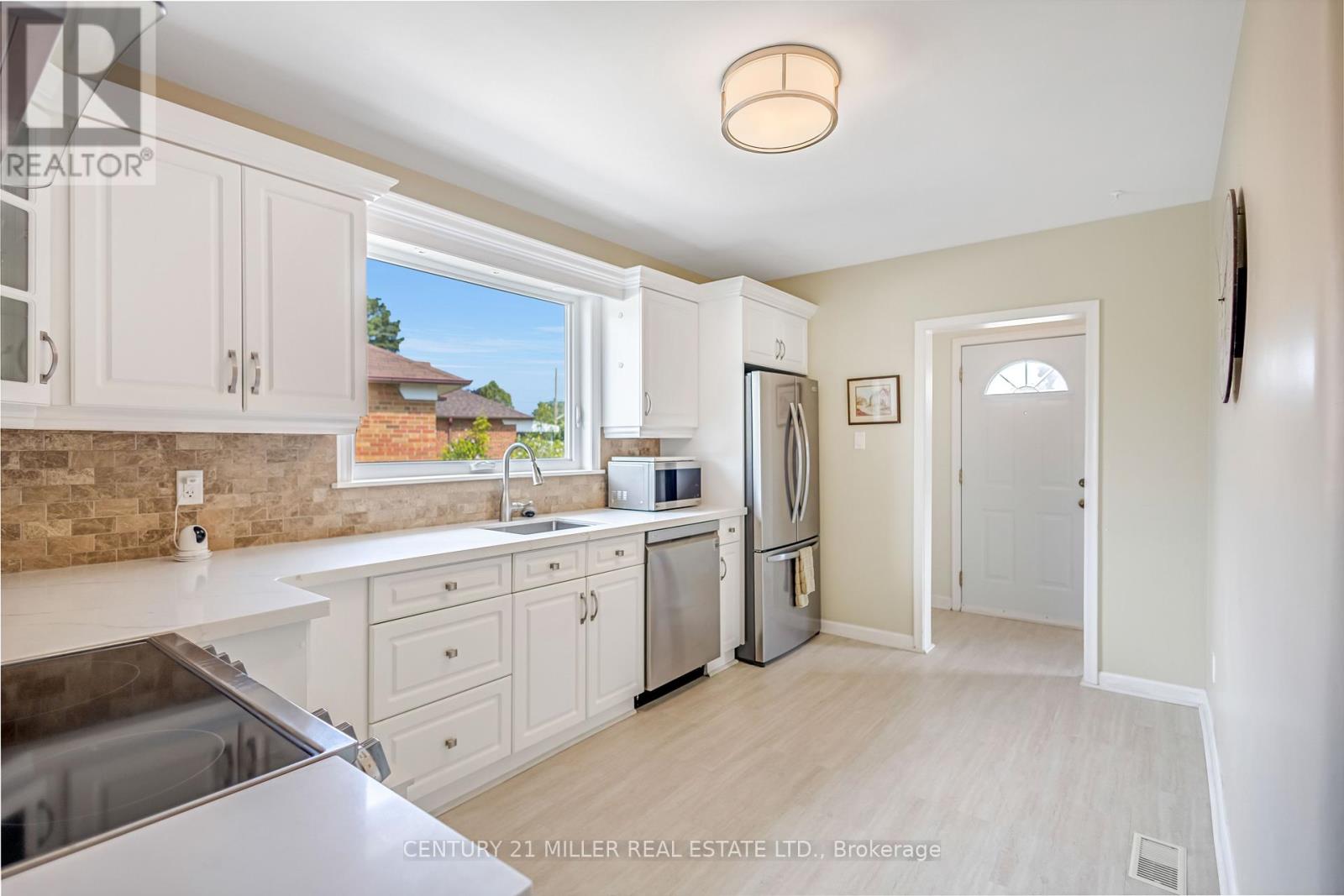 44 Shier Drive, Toronto, Ontario  M1J 2T2 - Photo 9 - E12656596