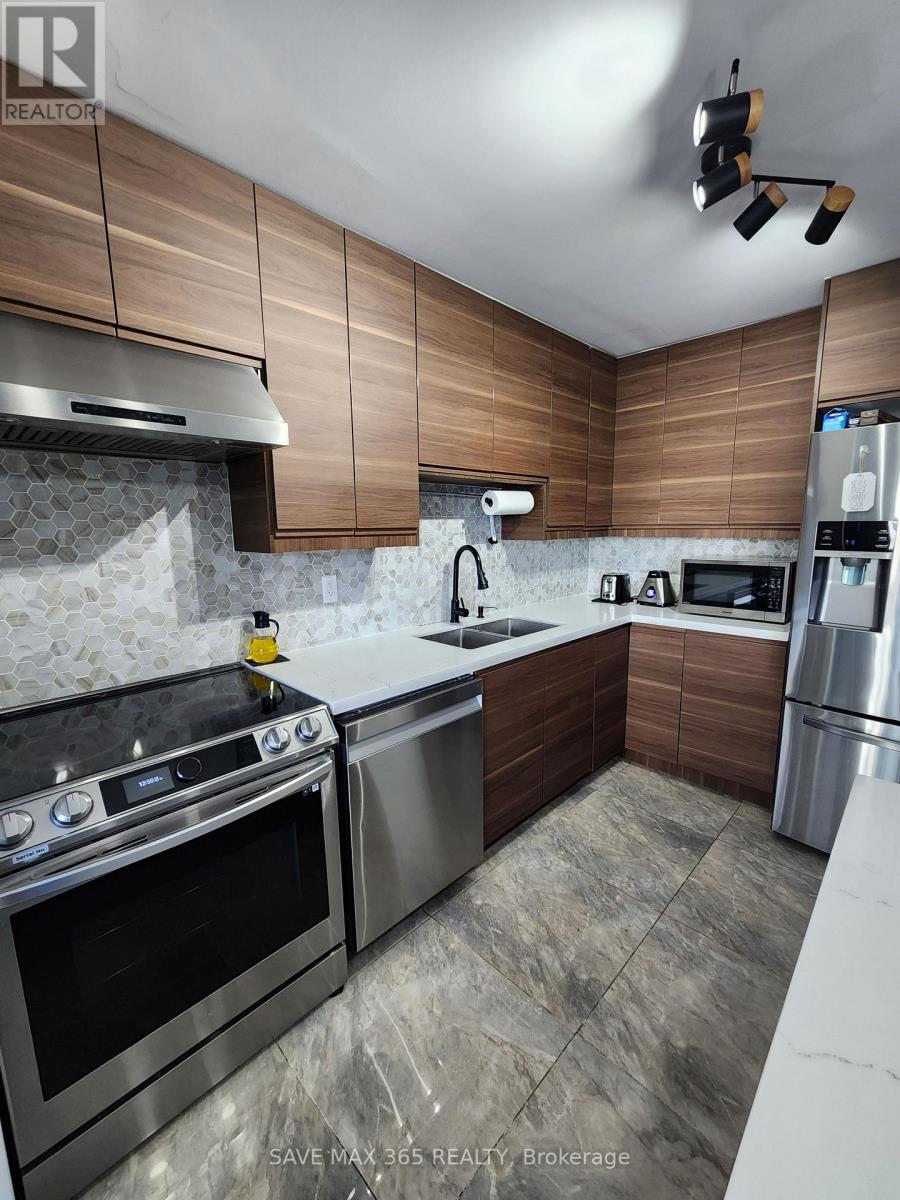 101 - 120 Dundalk Drive, Toronto, Ontario  M1P 4V9 - Photo 8 - E12656600