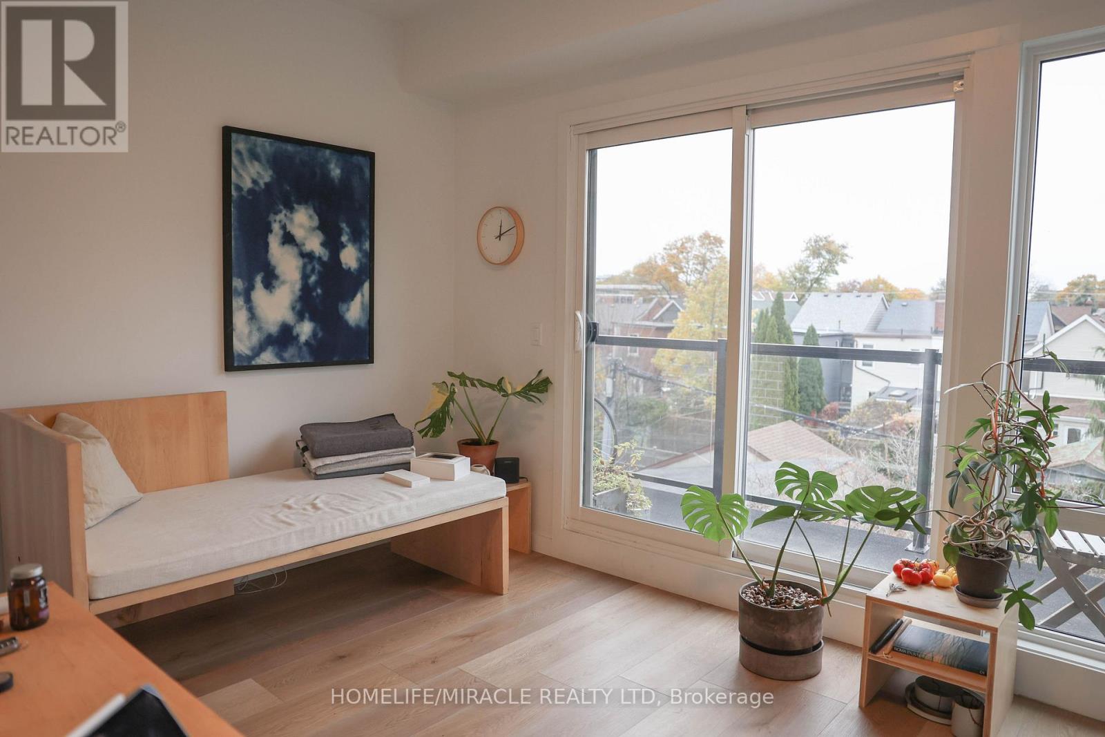 8 - 1103 Dufferin Street, Toronto, Ontario  M6H 4B5 - Photo 7 - W12656516