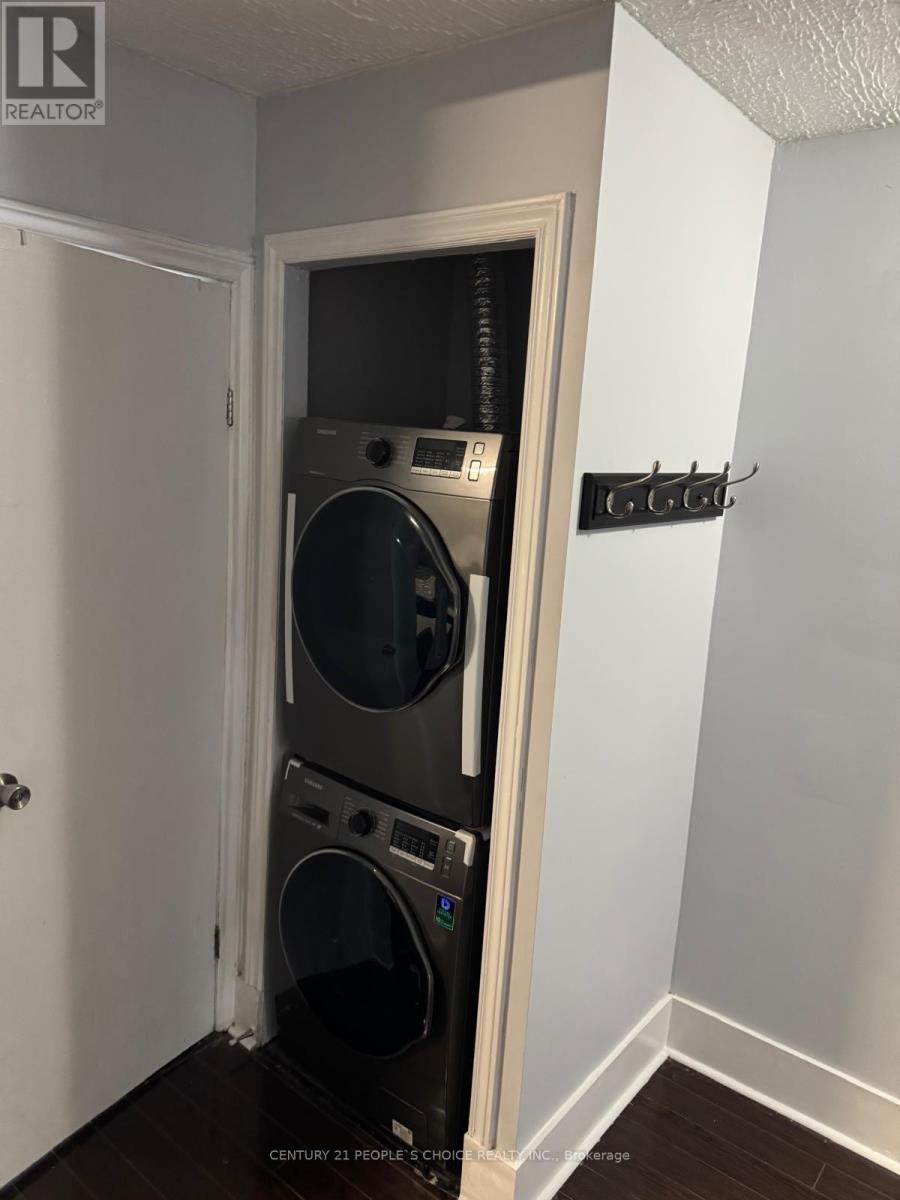 2383 Weston Road, Toronto, Ontario  M9N 1Z8 - Photo 5 - W12656524