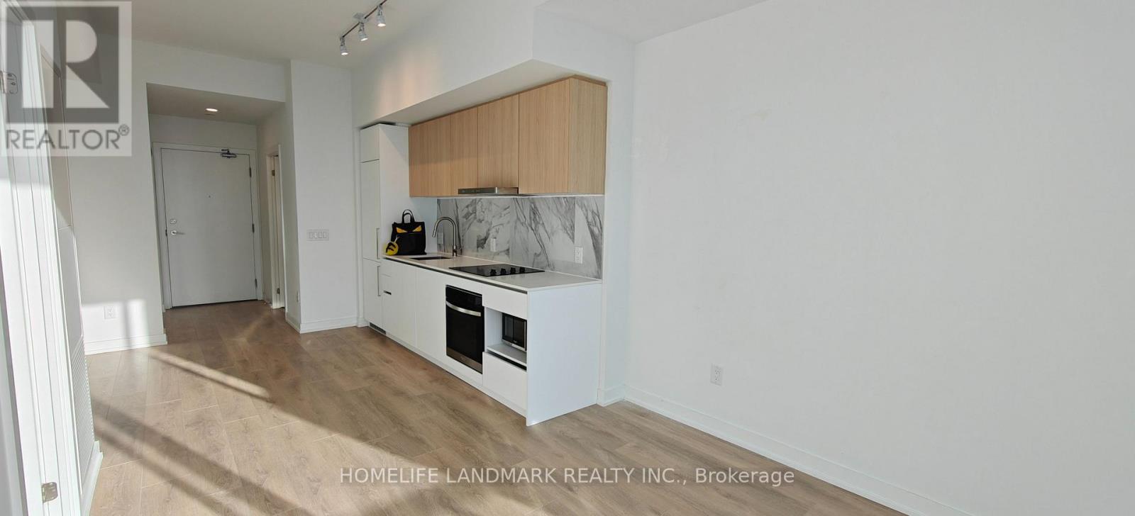 Lph20 - 1100 Sheppard Avenue W, Toronto, Ontario  M3K 0E4 - Photo 10 - W12656558