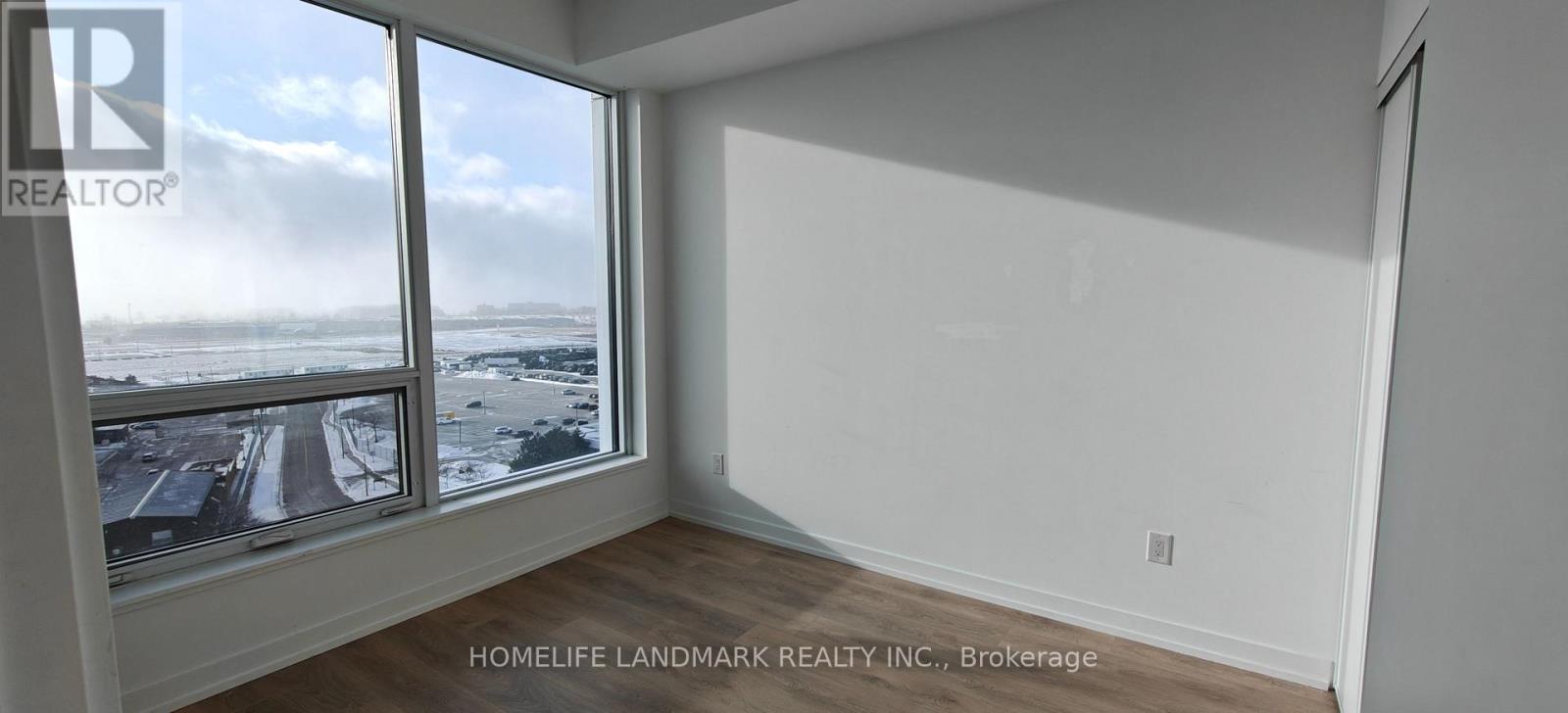 Lph20 - 1100 Sheppard Avenue W, Toronto, Ontario  M3K 0E4 - Photo 4 - W12656558