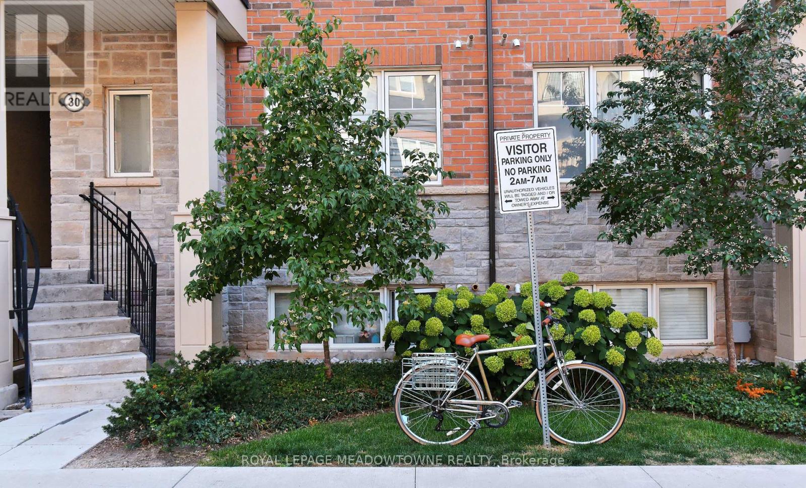 1704 - 2420 Baronwood Drive, Oakville, Ontario  L6M 0J7 - Photo 23 - W12656562