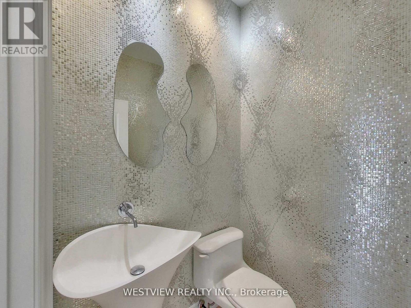 116 - 2111 Lake Shore Boulevard, Toronto, Ontario  M8V 4B2 - Photo 22 - W12656568