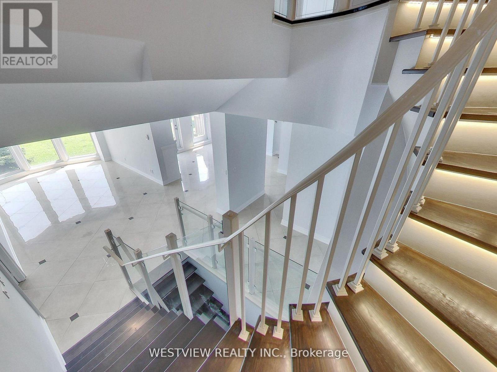 116 - 2111 Lake Shore Boulevard, Toronto, Ontario  M8V 4B2 - Photo 24 - W12656568