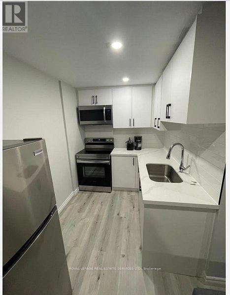 302 - 238 Queen Street S, Mississauga, Ontario  L5M 1L5 - Photo 21 - W12656582