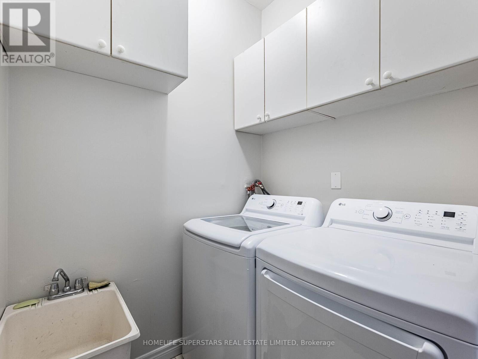 54 Hollybush Street, Brampton, Ontario  L6R 1A6 - Photo 20 - W12656650