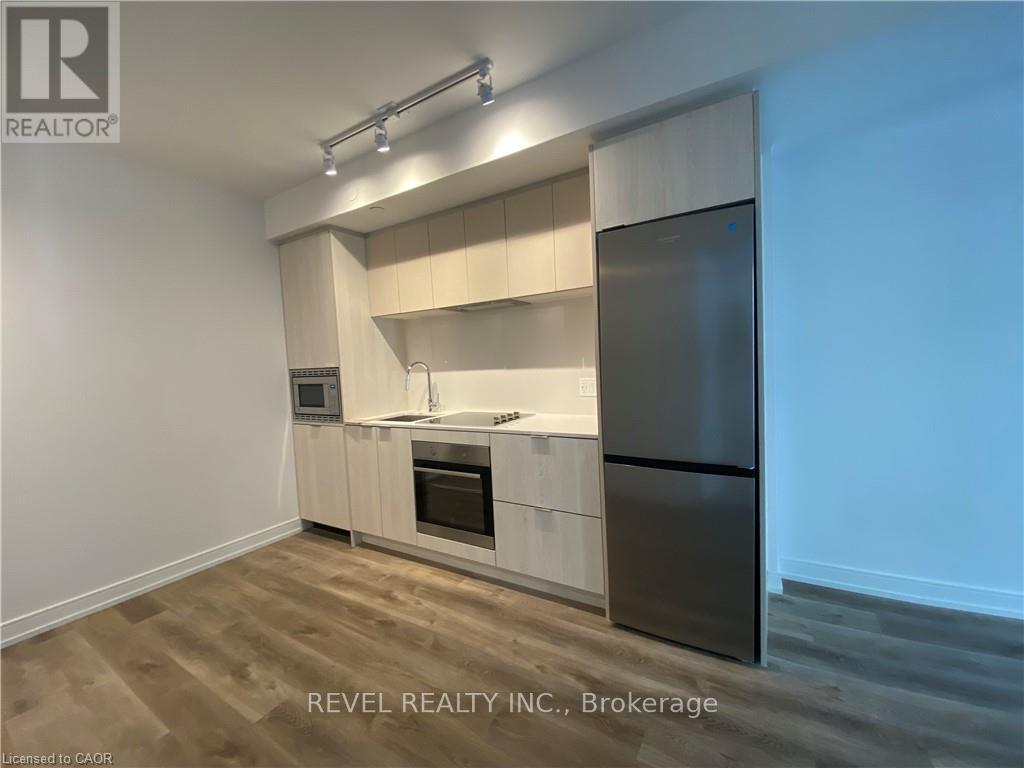 1217 - 1 Jarvis Street, Hamilton, Ontario  L8R 0A8 - Photo 2 - X12656514