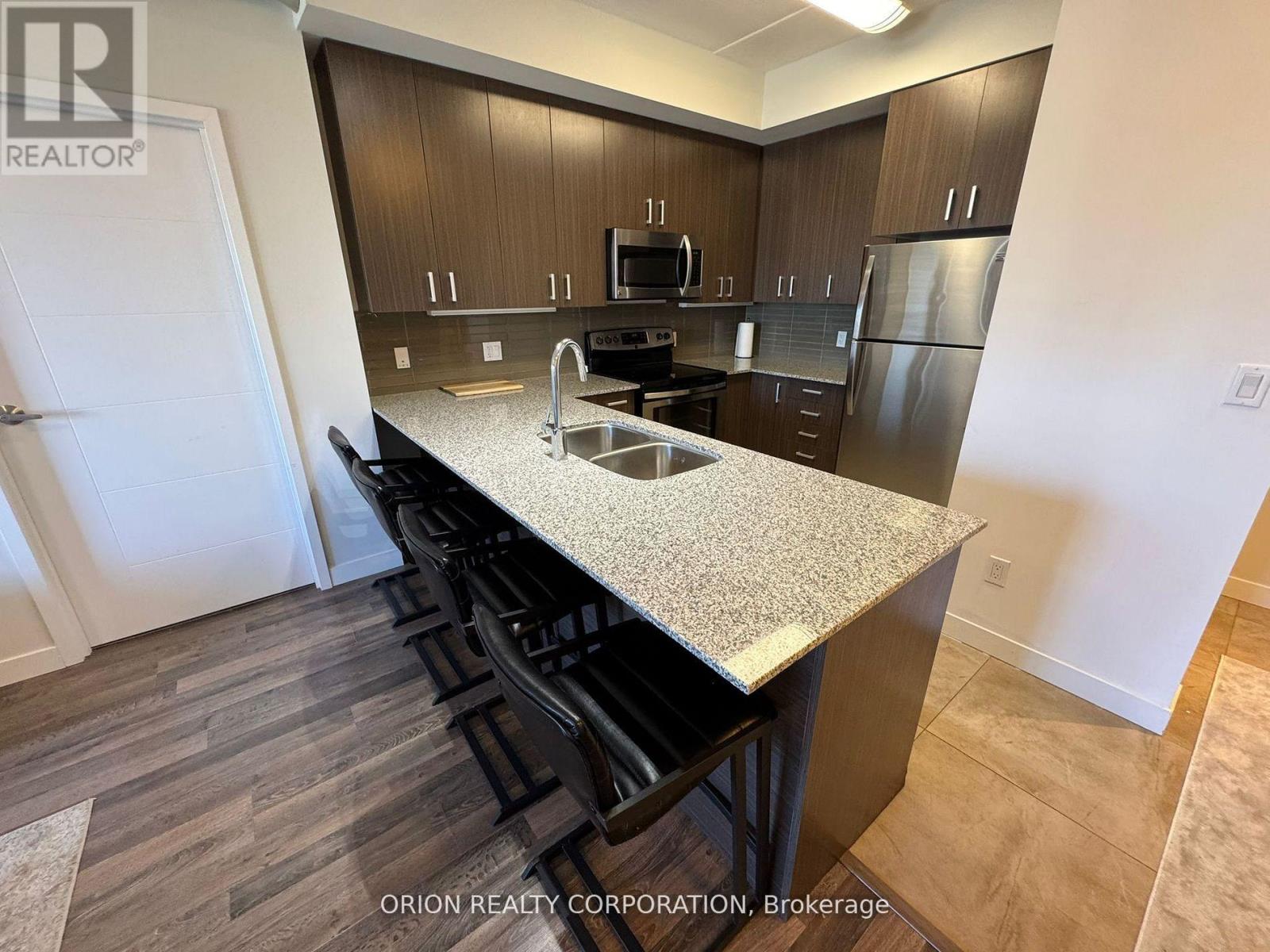 H405 - 62 Balsam Street, Waterloo, Ontario  N2L 3H2 - Photo 7 - X12656538