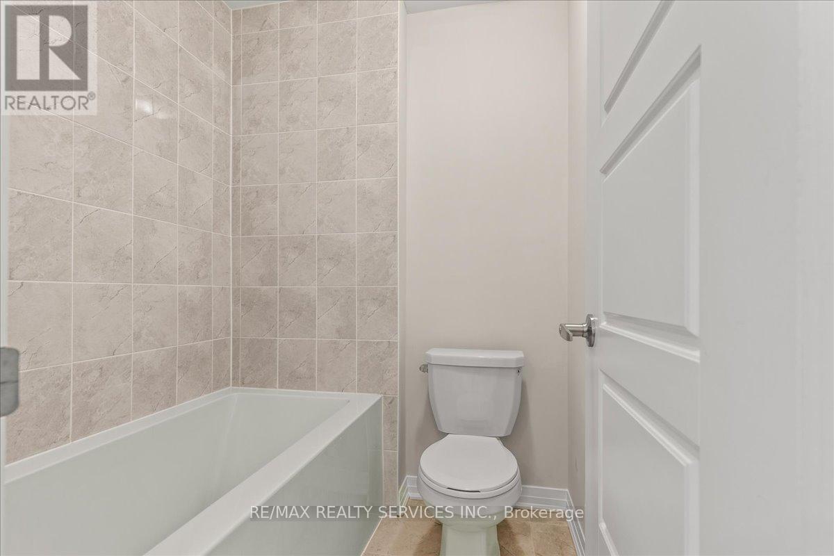 478 Robert Woolner Street, North Dumfries, Ontario  N0B 1E0 - Photo 27 - X12656588