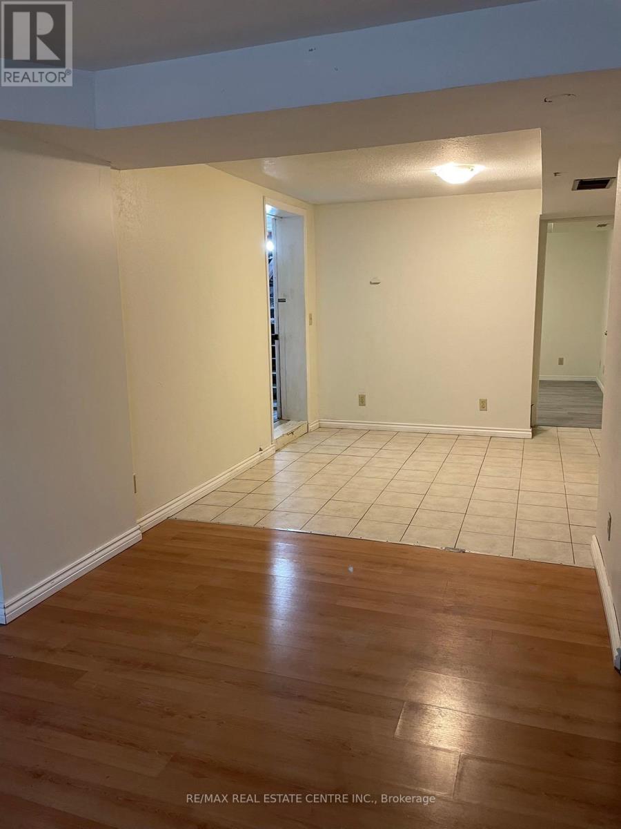 Basement - 129 Kortright Drive W, Guelph, Ontario  N1G 3N9 - Photo 2 - X12656624