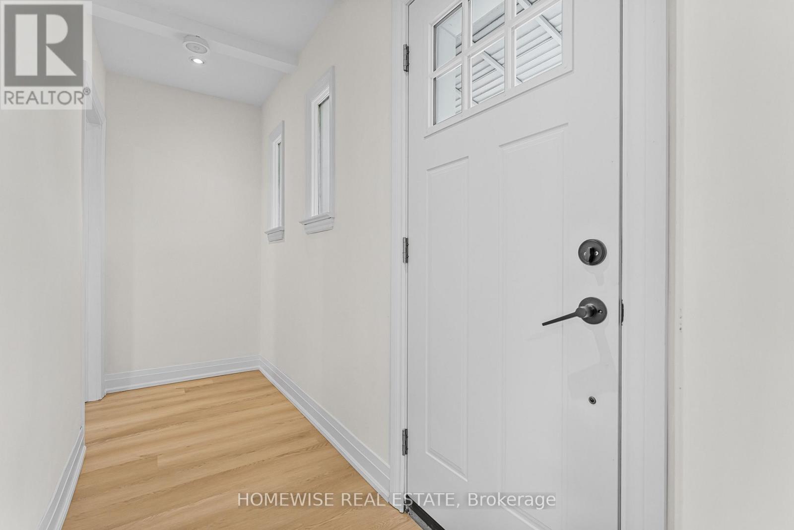 45 Albert Street, Welland, Ontario  L3B 4L1 - Photo 2 - X12656698