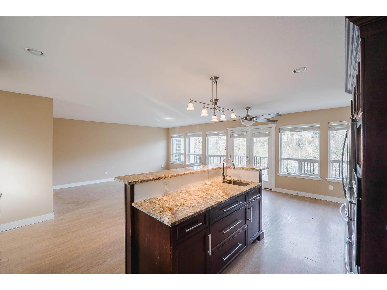 2284 Orchard Drive, Abbotsford, British Columbia  V3G 2B7 - Photo 9 - R3075333