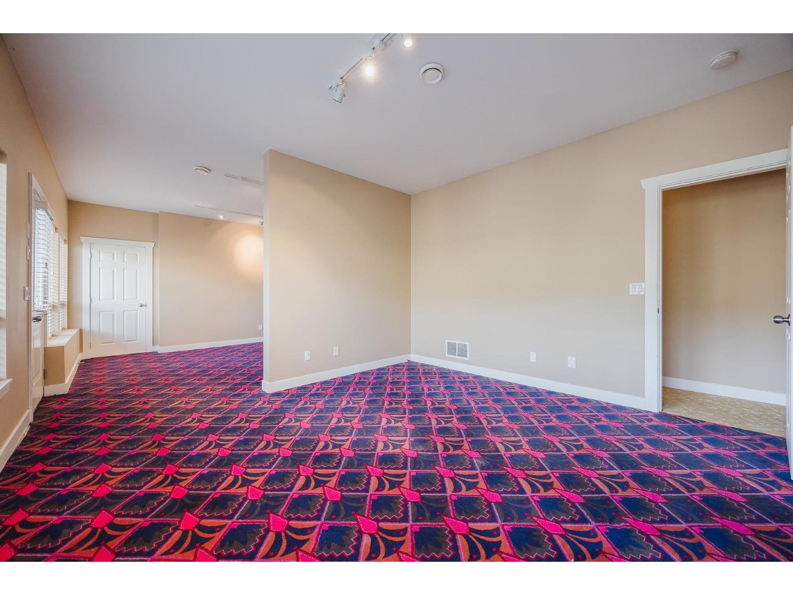 2284 Orchard Drive, Abbotsford, British Columbia  V3G 2B7 - Photo 29 - R3075333