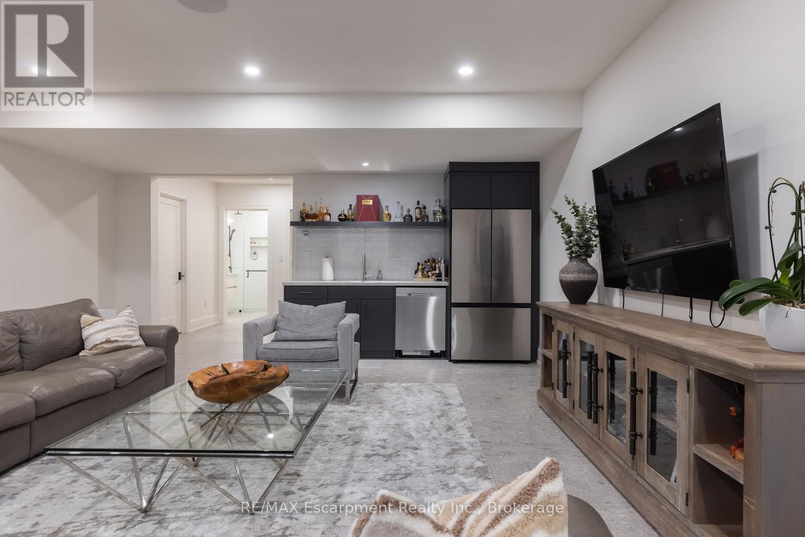 540 Patricia Drive, Oakville, Ontario  L6K 1M2 - Photo 35 - W12656770