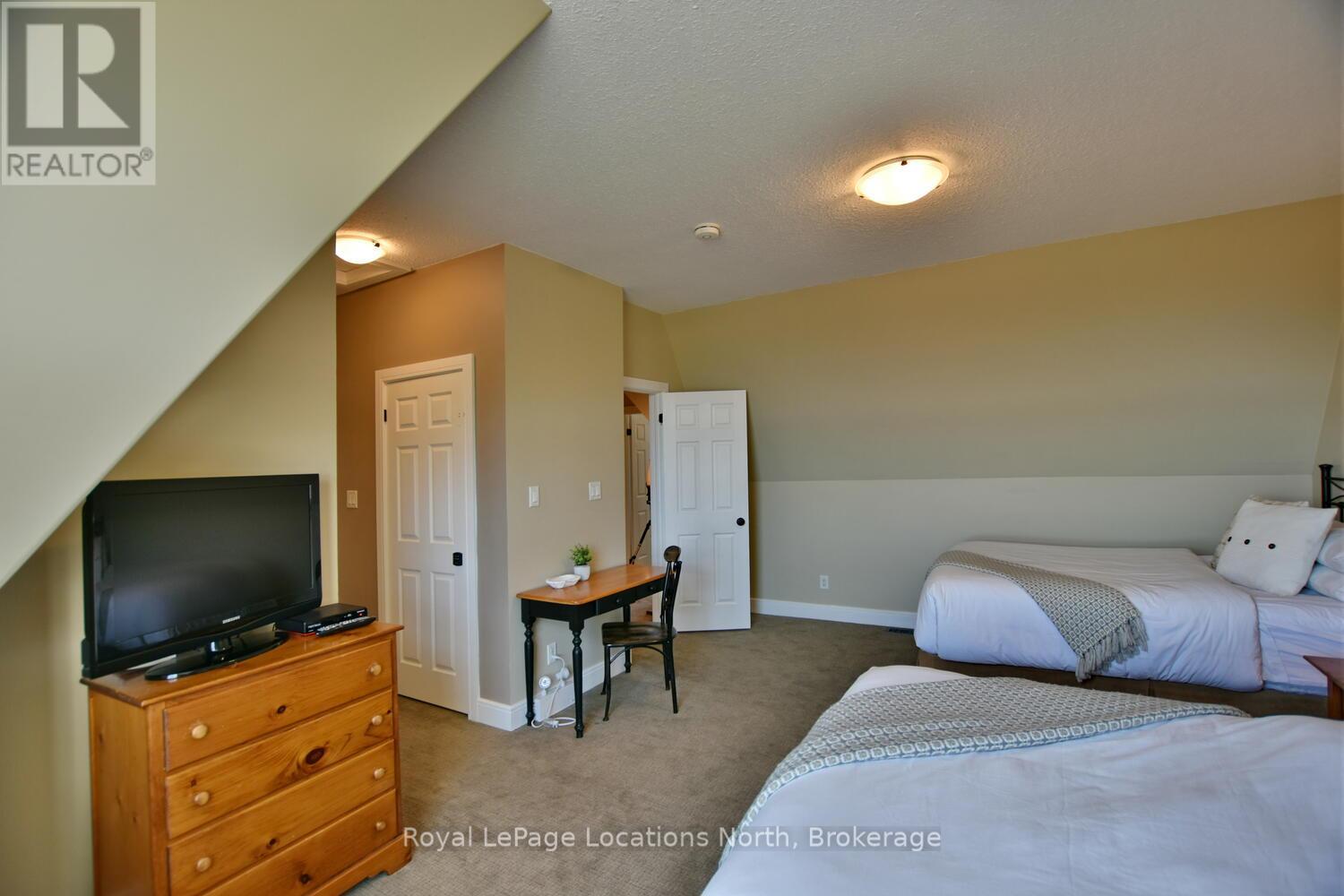 223 - 170 Snowbridge Way, Blue Mountains, Ontario  L9Y 0V2 - Photo 34 - X12656734