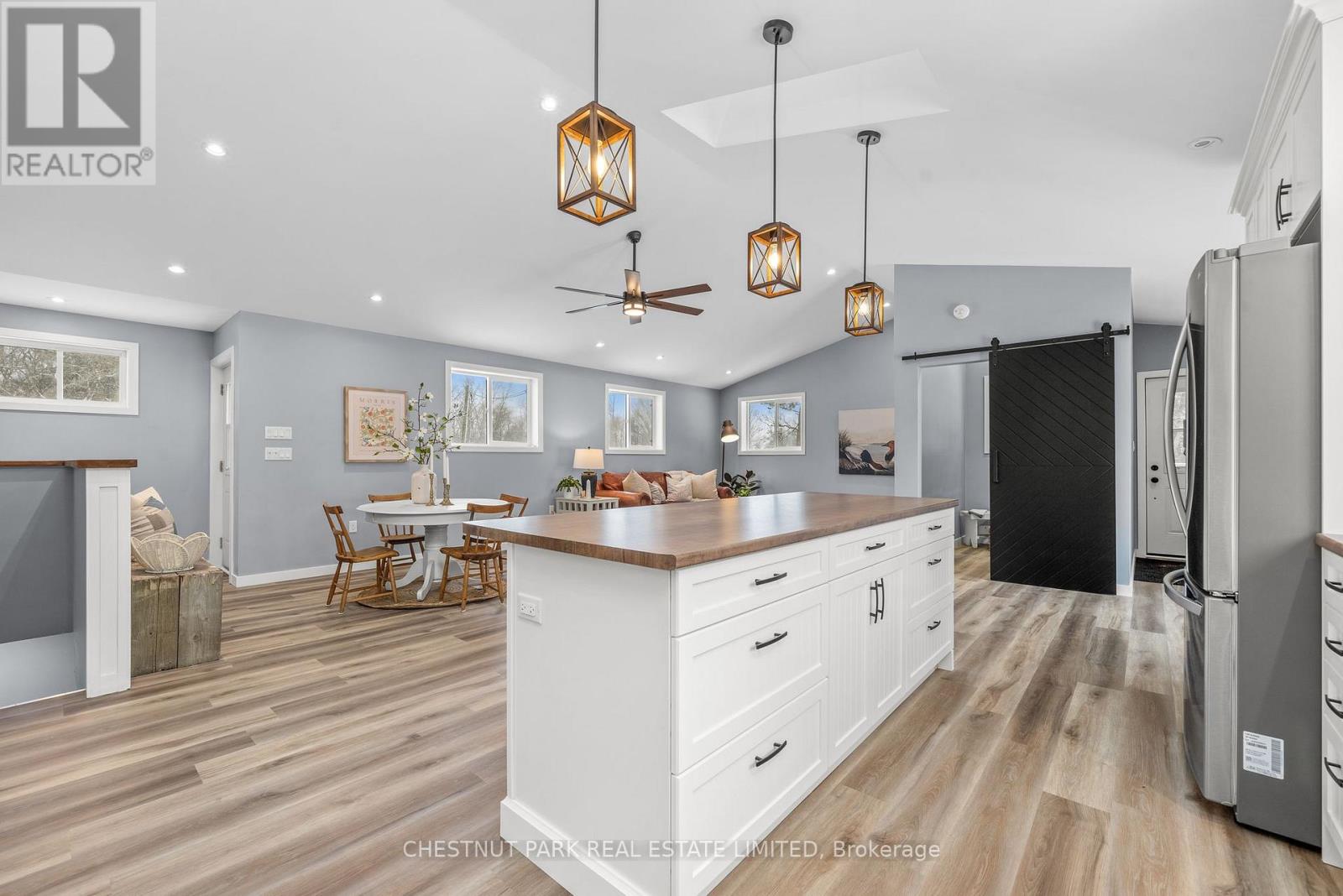 84 County Road 1, Prince Edward County, Ontario  K0K 2T0 - Photo 10 - X12656702