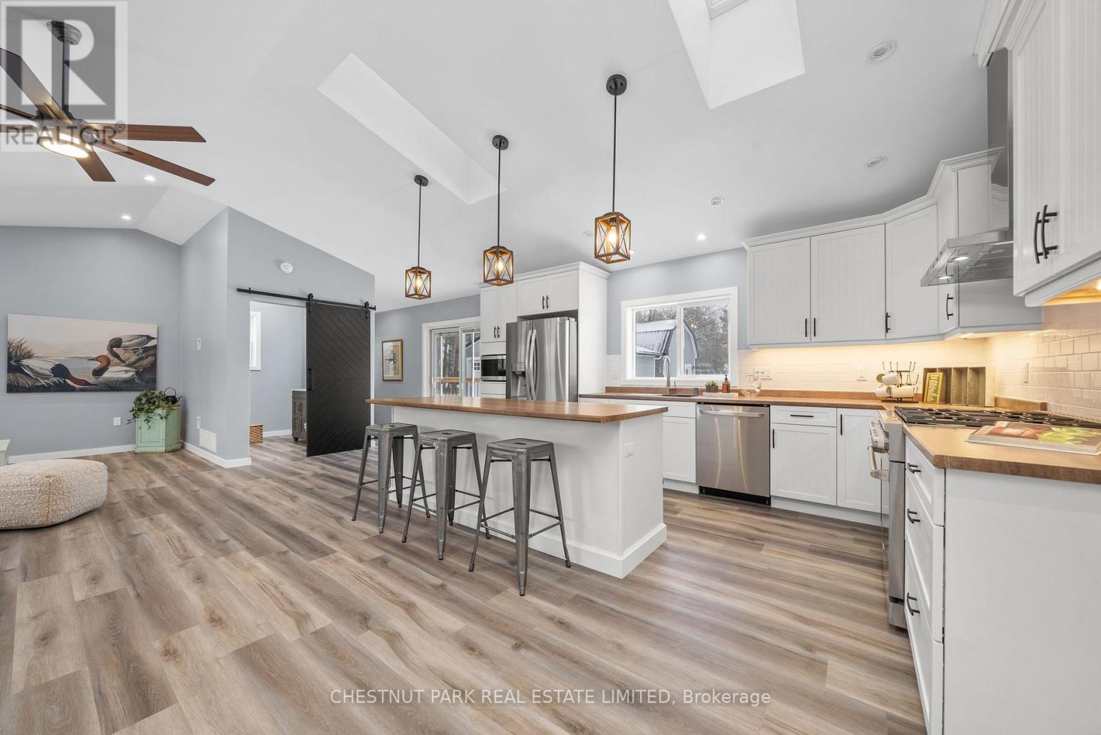 84 County Road 1, Prince Edward County, Ontario  K0K 2T0 - Photo 9 - X12656702