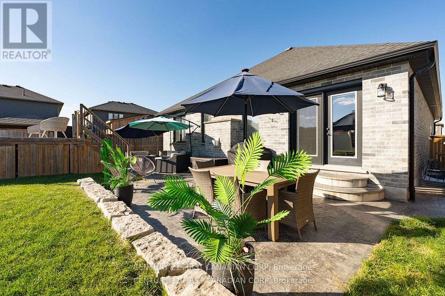 191 Gilmour Drive, Lucan Biddulph, Ontario  N0M 2J0 - Photo 43 - X12656720