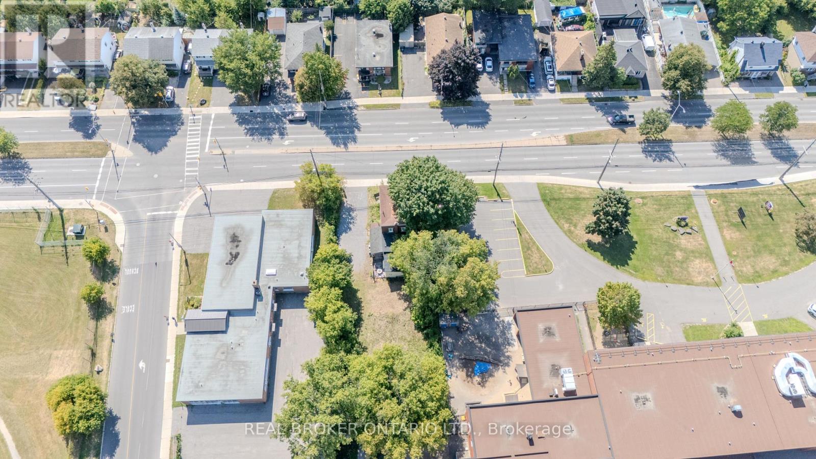 713 St Laurent Boulevard, Ottawa, Ontario  K1K 3A6 - Photo 5 - X12656706