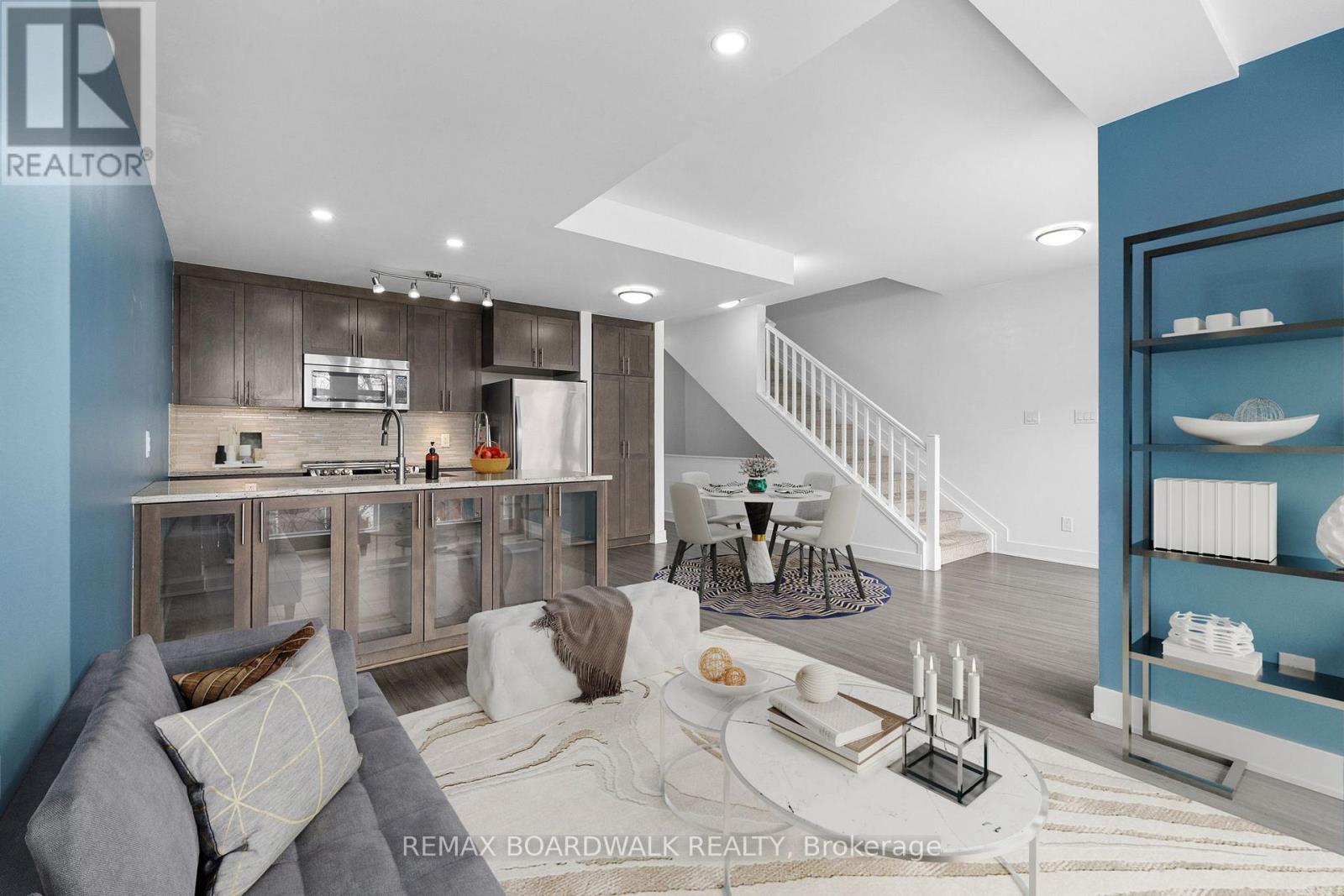 104 Holmwood Avenue, Ottawa, Ontario  K1S 5V1 - Photo 5 - X12656718