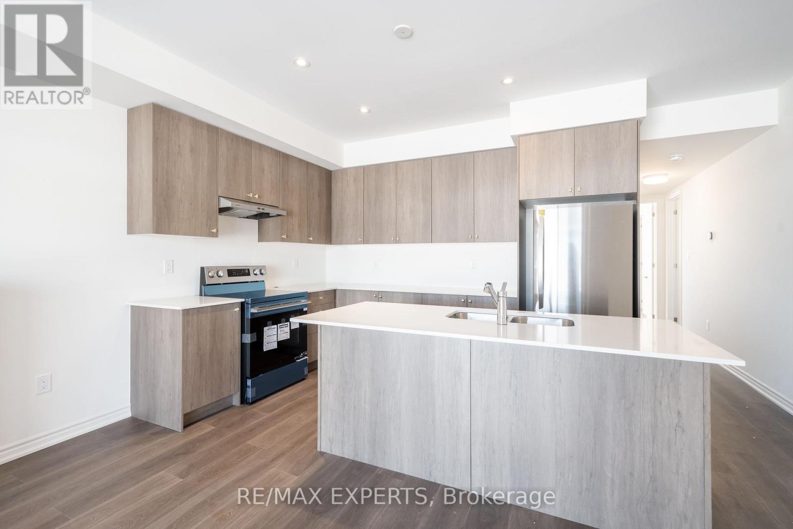 #2nd Flr - 54 Debois Street, Kawartha Lakes, Ontario  K9V 0S5 - Photo 12 - X12656446