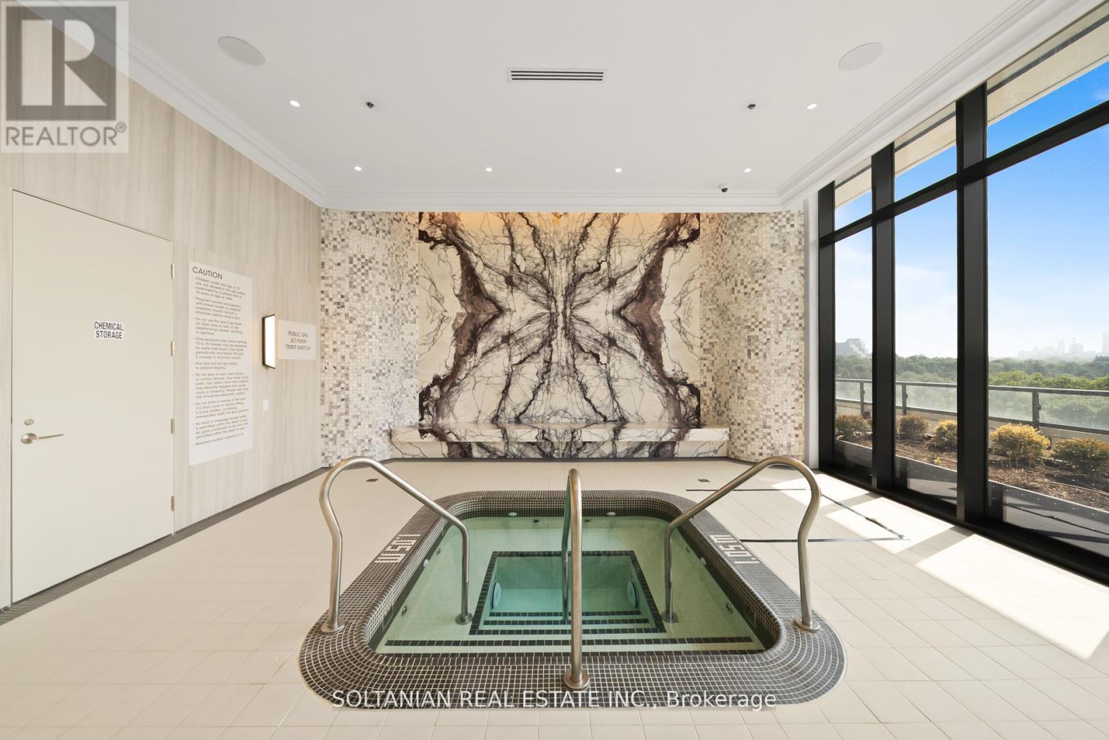 3204 - 10 Inn On The Park Drive, Toronto, Ontario  M3C 0P9 - Photo 21 - C12656714