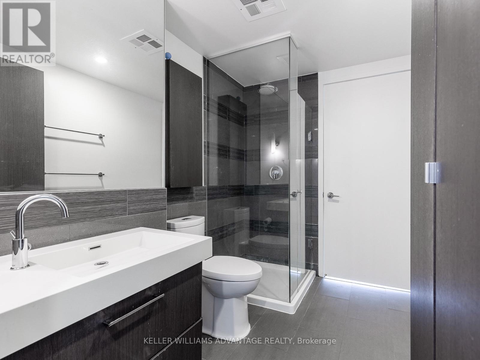 3503 - 70 Distillery Lane, Toronto, Ontario  M5A 0E3 - Photo 13 - C12656730