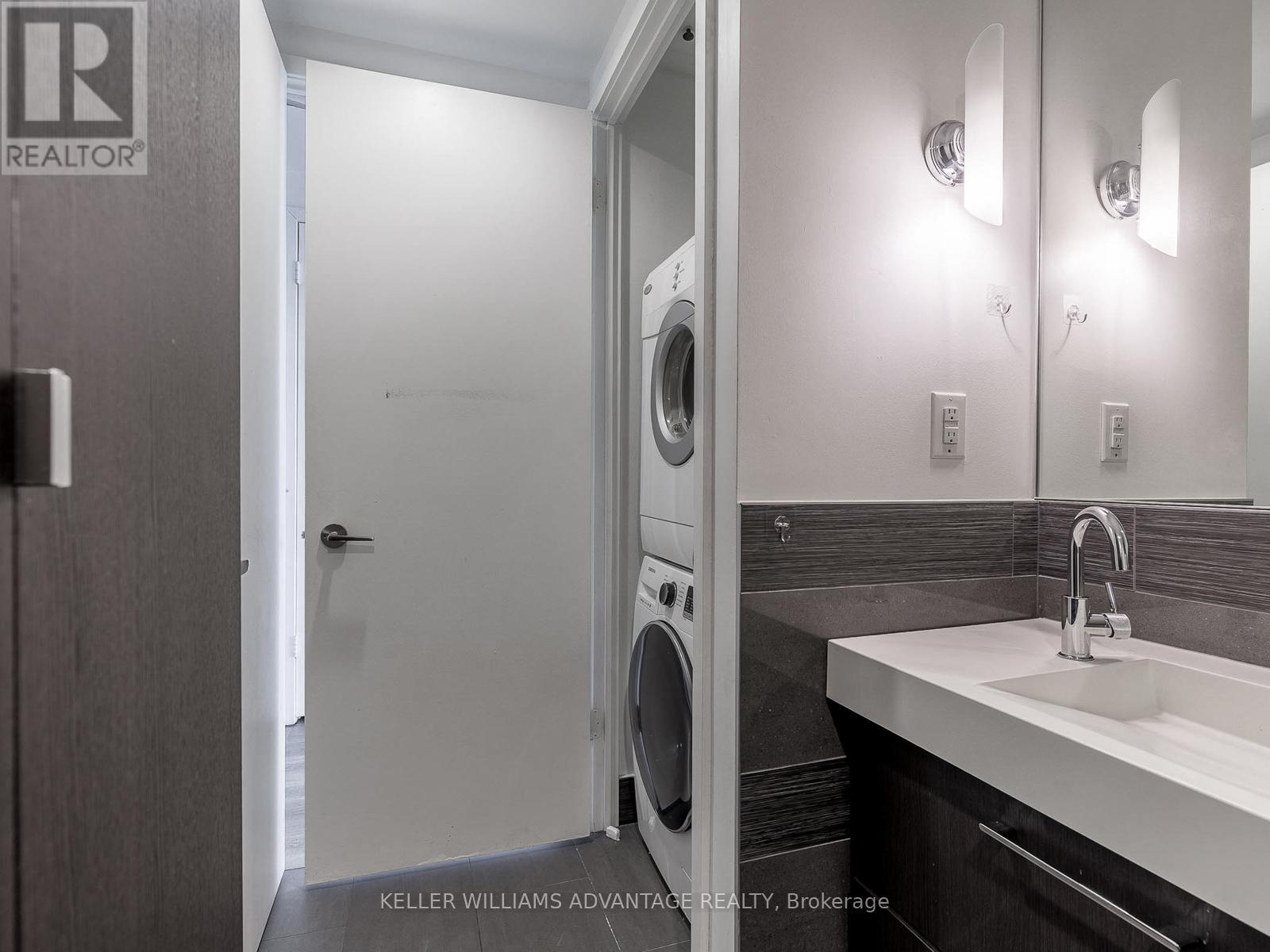 3503 - 70 Distillery Lane, Toronto, Ontario  M5A 0E3 - Photo 14 - C12656730