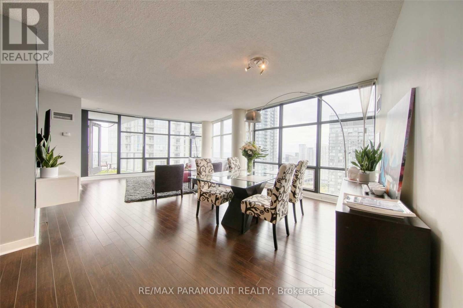 3912 - 10 Navy Wharf Court, Toronto, Ontario  M5V 3V2 - Photo 13 - C12656756