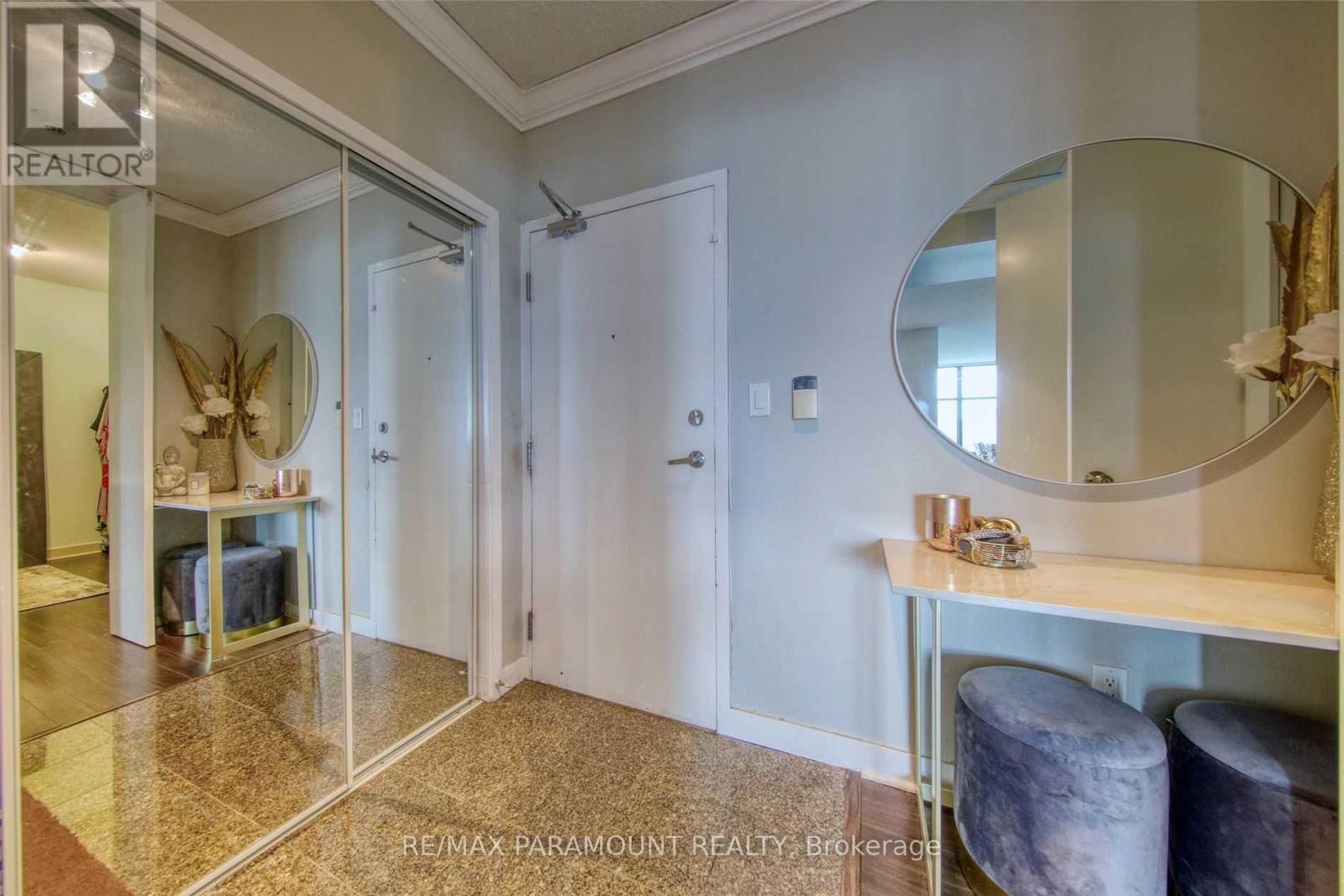 3912 - 10 Navy Wharf Court, Toronto, Ontario  M5V 3V2 - Photo 2 - C12656756