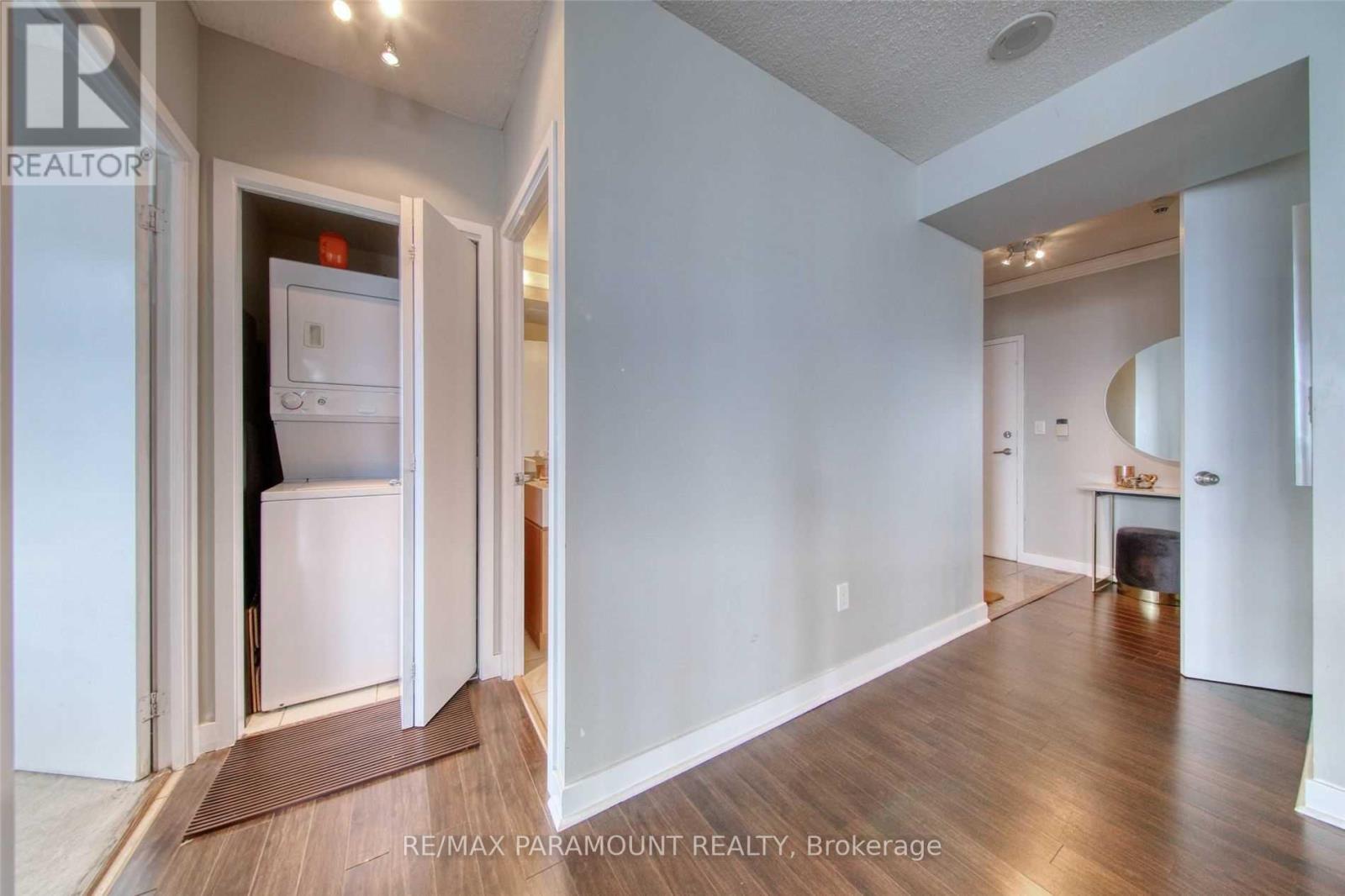 3912 - 10 Navy Wharf Court, Toronto, Ontario  M5V 3V2 - Photo 3 - C12656756