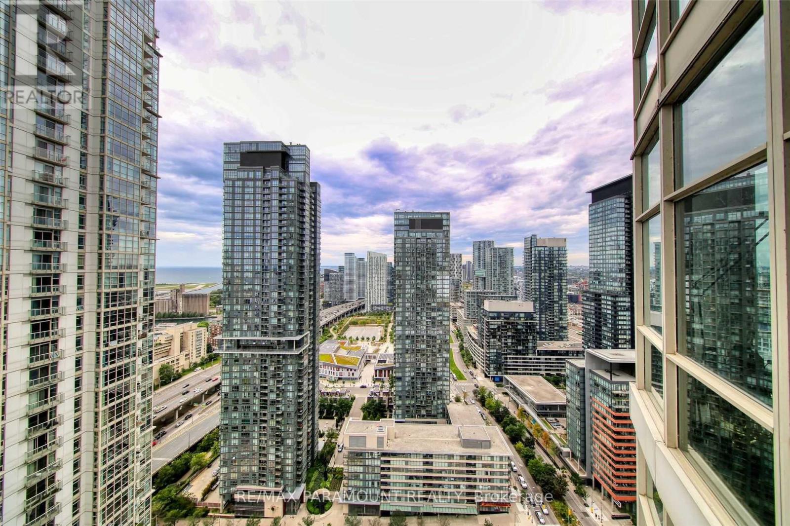 3912 - 10 Navy Wharf Court, Toronto, Ontario  M5V 3V2 - Photo 32 - C12656756