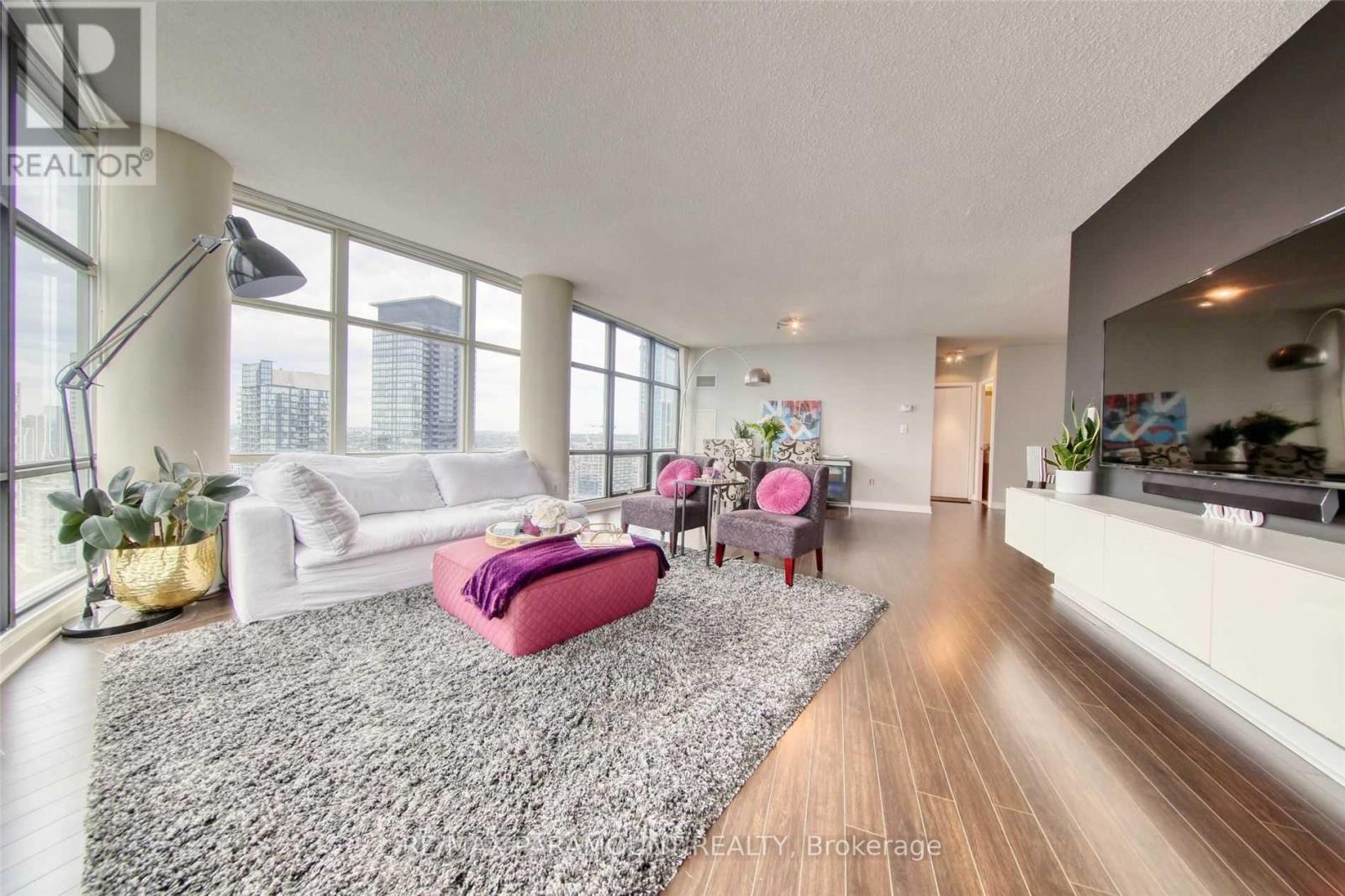 3912 - 10 Navy Wharf Court, Toronto, Ontario  M5V 3V2 - Photo 4 - C12656756